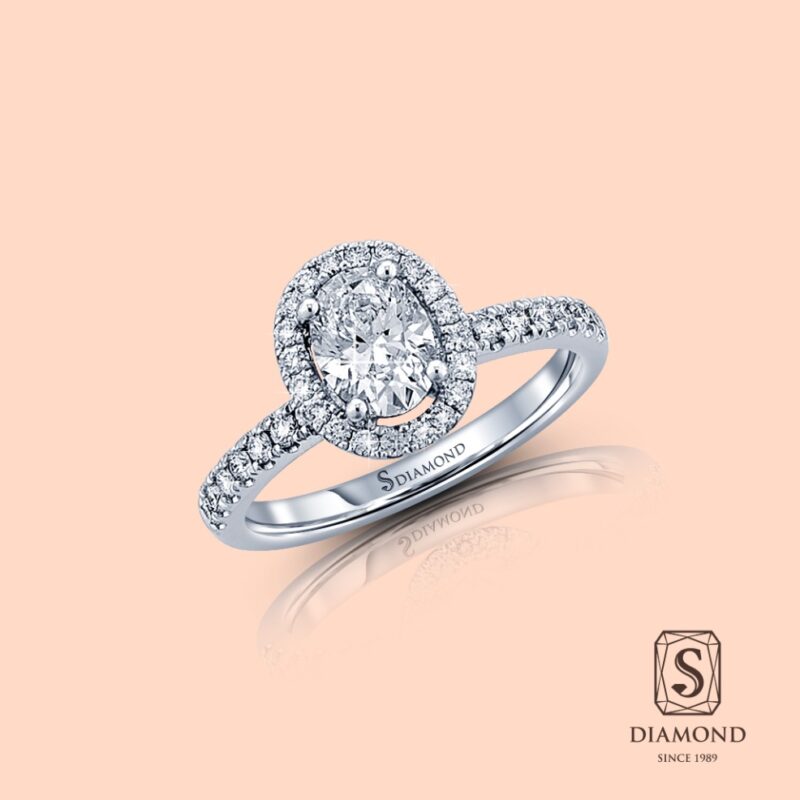 Oval Shape Diamond Engagement Rings | Oval Cut Diamond Classic Halo Rings