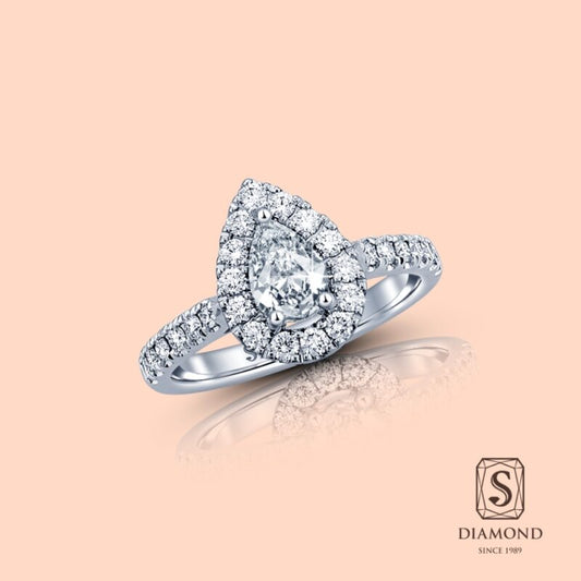 Fancy diamond ring