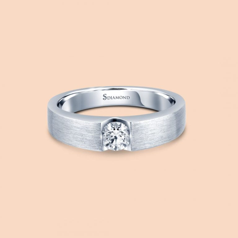 The We Together Satin Horizon Men's Diamond Ring (เดอะ วี ทูเก็ตเธอร์ ซาติน ฮอไรซัน)