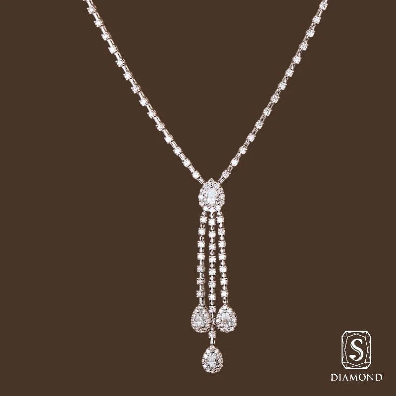 The Majestic Solitaire-Drop Diamond Necklace | สร้อยคอเจ้าสาว สร้อยคอเพชรแท้ แถวเทนนิส GIA ดีไซน์หยดน้ำล้อมเพชร ห้อยจี้หยดน้ำล้อมสามสาย