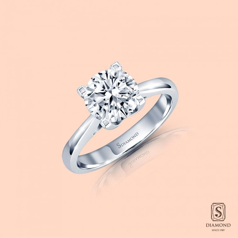 Solitaire V Diamond Engagement Ring