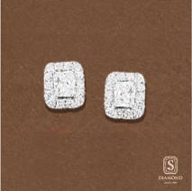 The Monarch Radiant Halo Stud Earrings (เดอะ มอนาร์ช เรเดียนท์ ฮาโล)