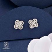 The Modern Pear Blossom Halo Earrings (เดอะ โมเดิร์น แพร์ บลอสซัม ฮาโล)