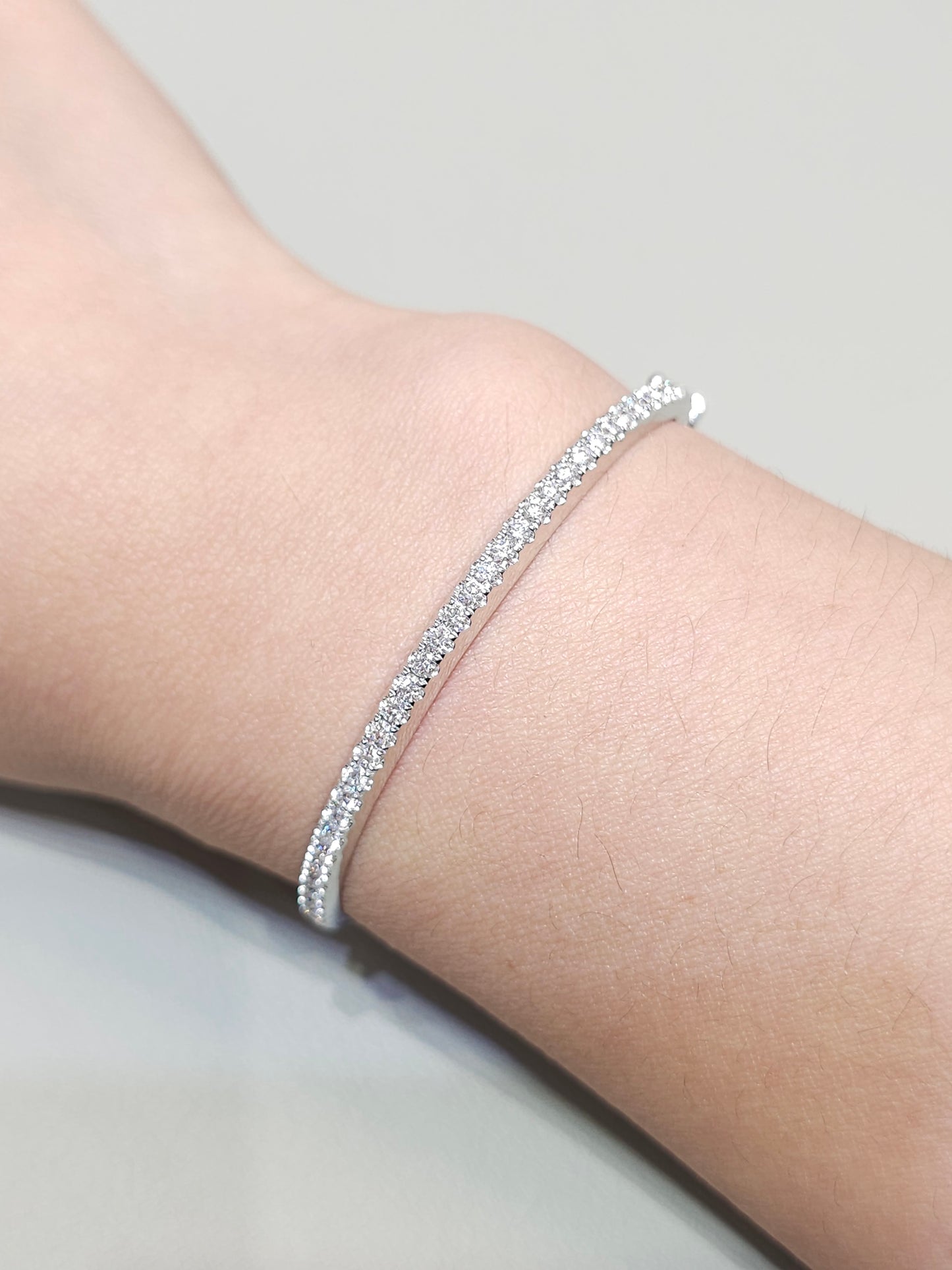 กำไลเพชรแท้ Avelisse ตัวเรือนทองคำขาว 18K จาก S.Diamond