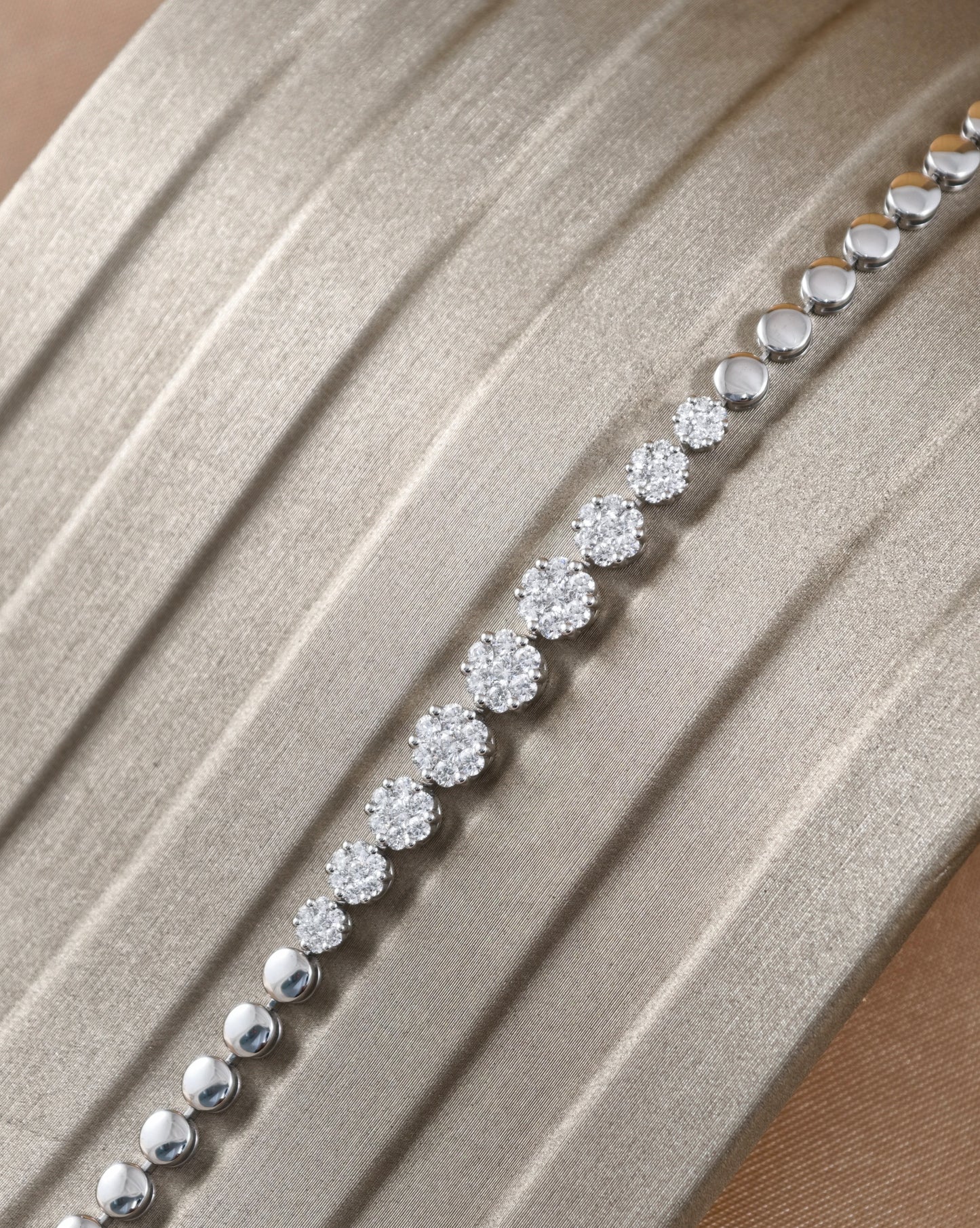 Round Cut natural diamond floral cluster bracelet by S.Diamond Bangkok