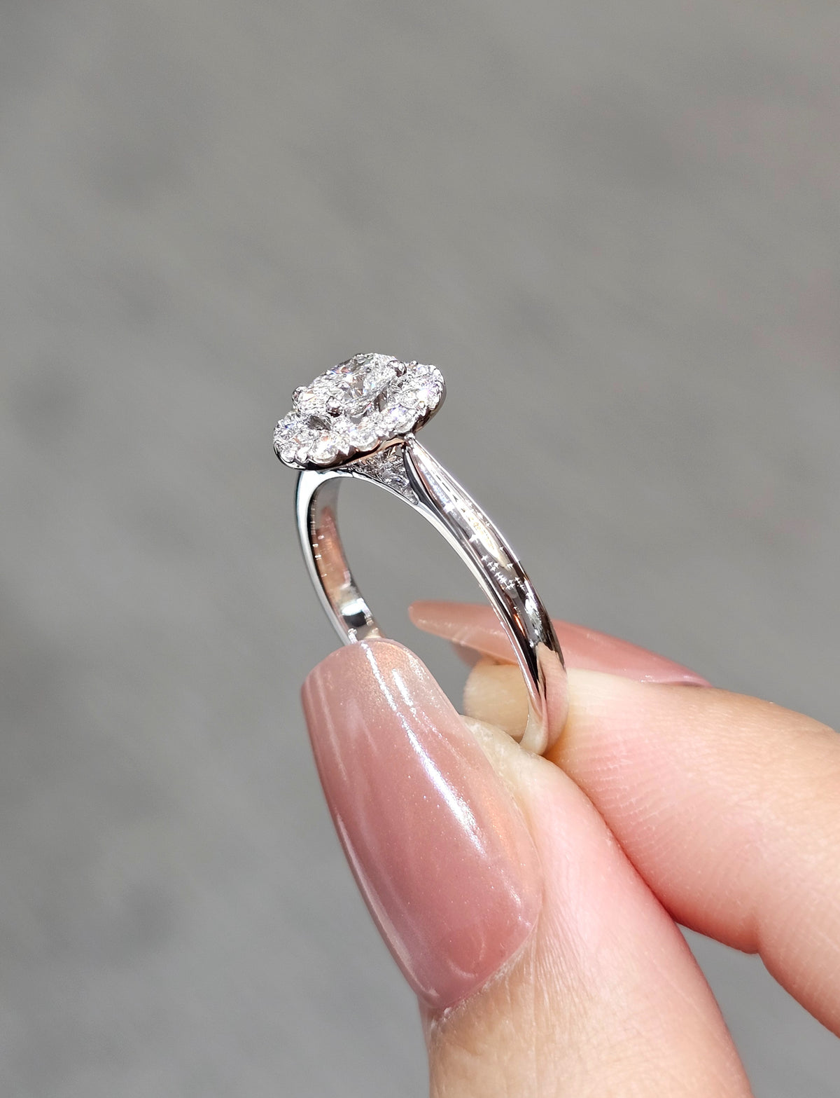 oval cut white gold halo  ring engagement 