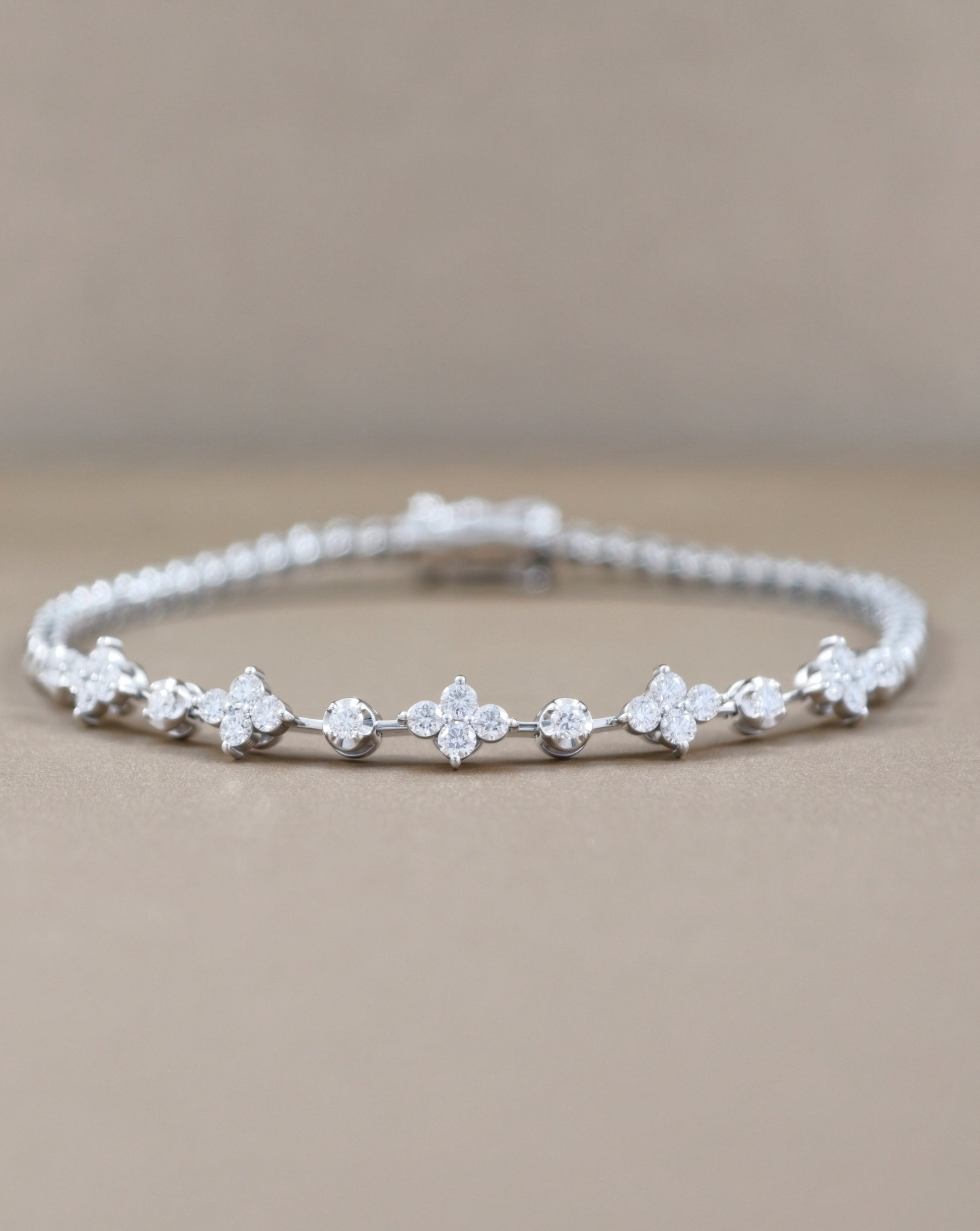 Round Cut natural diamond cluster station bracelet S.Diamond Bangkok