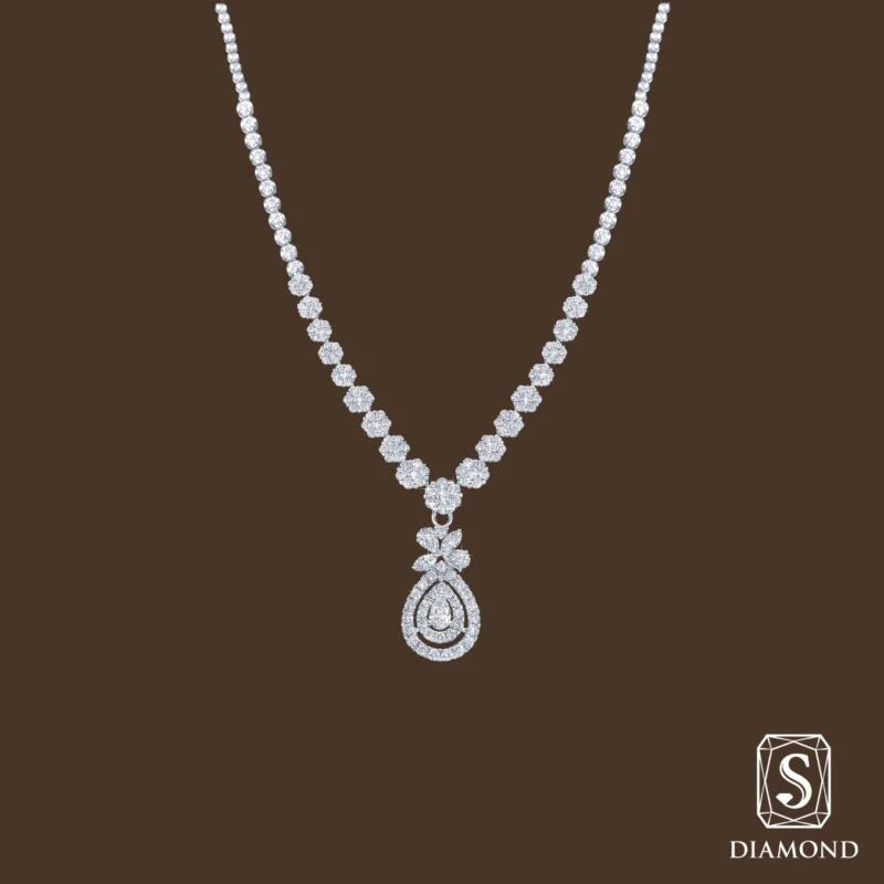 The Diamond Fever Diamond Necklaces |สร้อยคอเจ้าสาว สร้อยคอเพชรแท้  รุ่นเพชรประกบไล่ไซร์ ห้อยจีหยดน้ำ