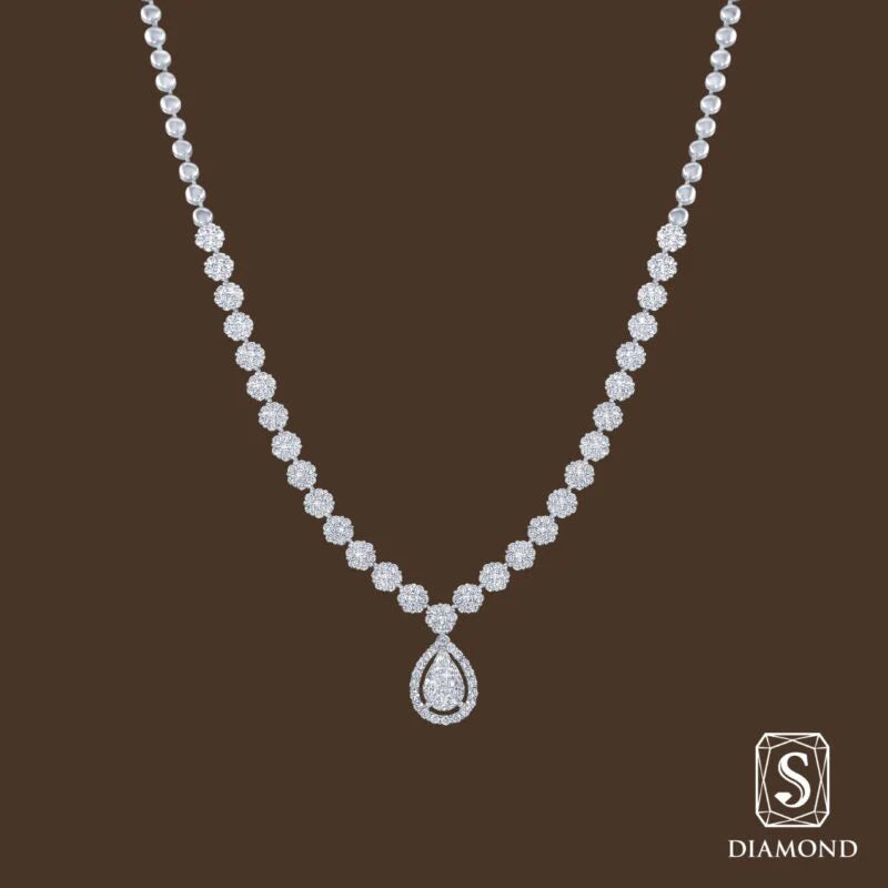The Infinite V-Splendor Diamond Necklaces | สร้อยคอเจ้าสาว สร้อยคอเพชรแท้  เพชรประกบ ทรงคอวี ห้อยจี้หยดน้ำ