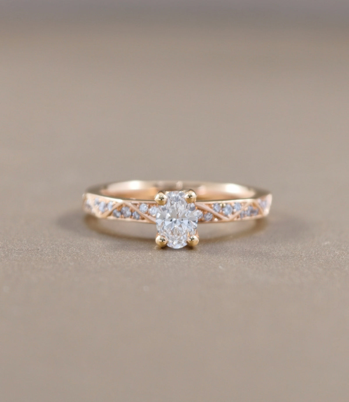 Oval Shape Diamond Rings | Oval Cut Diamond CoCo Everyday Ring