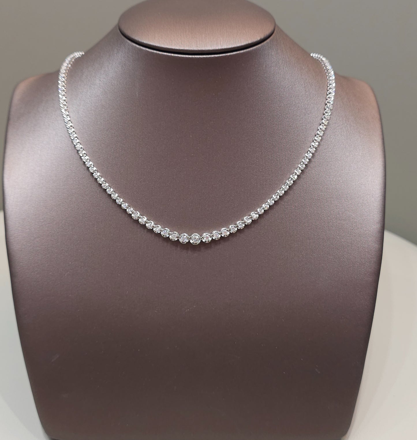 gradation crown setting diamond necklace |GIA Certified Luxury Diamond Necklace by S.Diamond