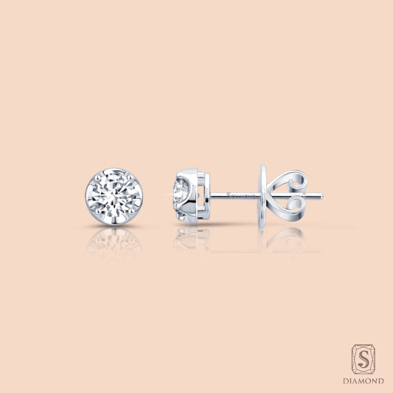 Classic Round Stud Earring