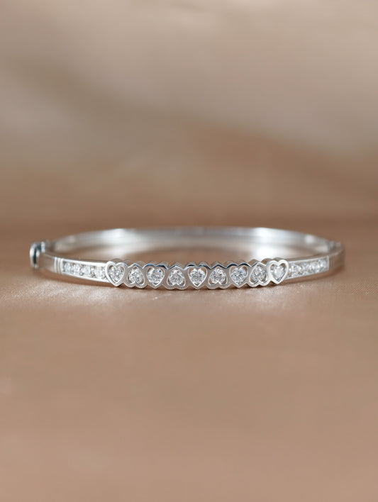 Serenelle Natural Diamond Single Row Bangle in 18K White Gold by S.Diamond Bangkok Thailand