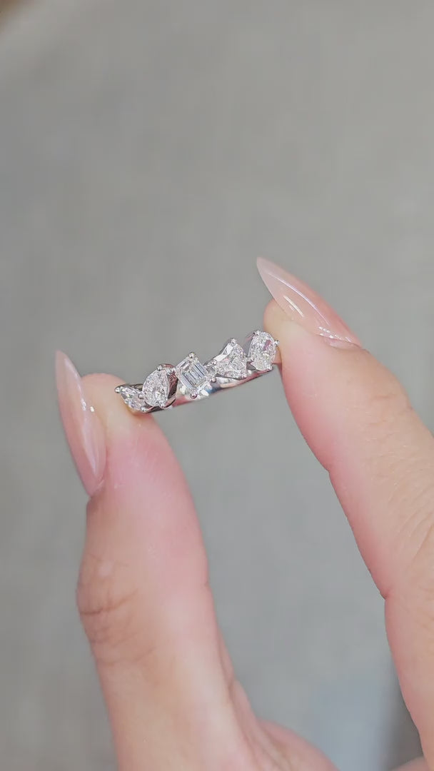 VDO ETERNITY RING WHITE GOLD 