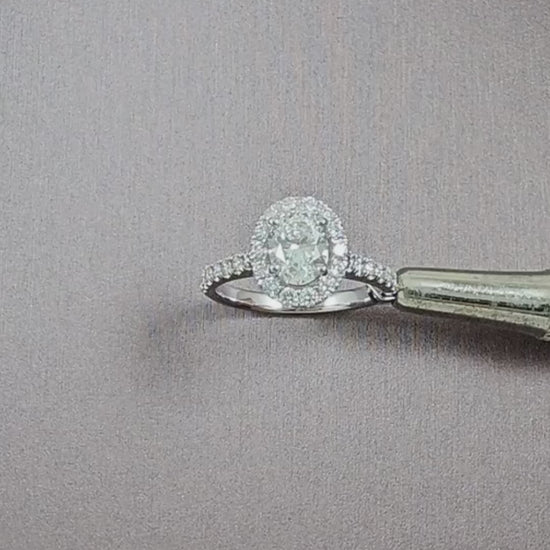 VDO Oval cut natural diamond ring 