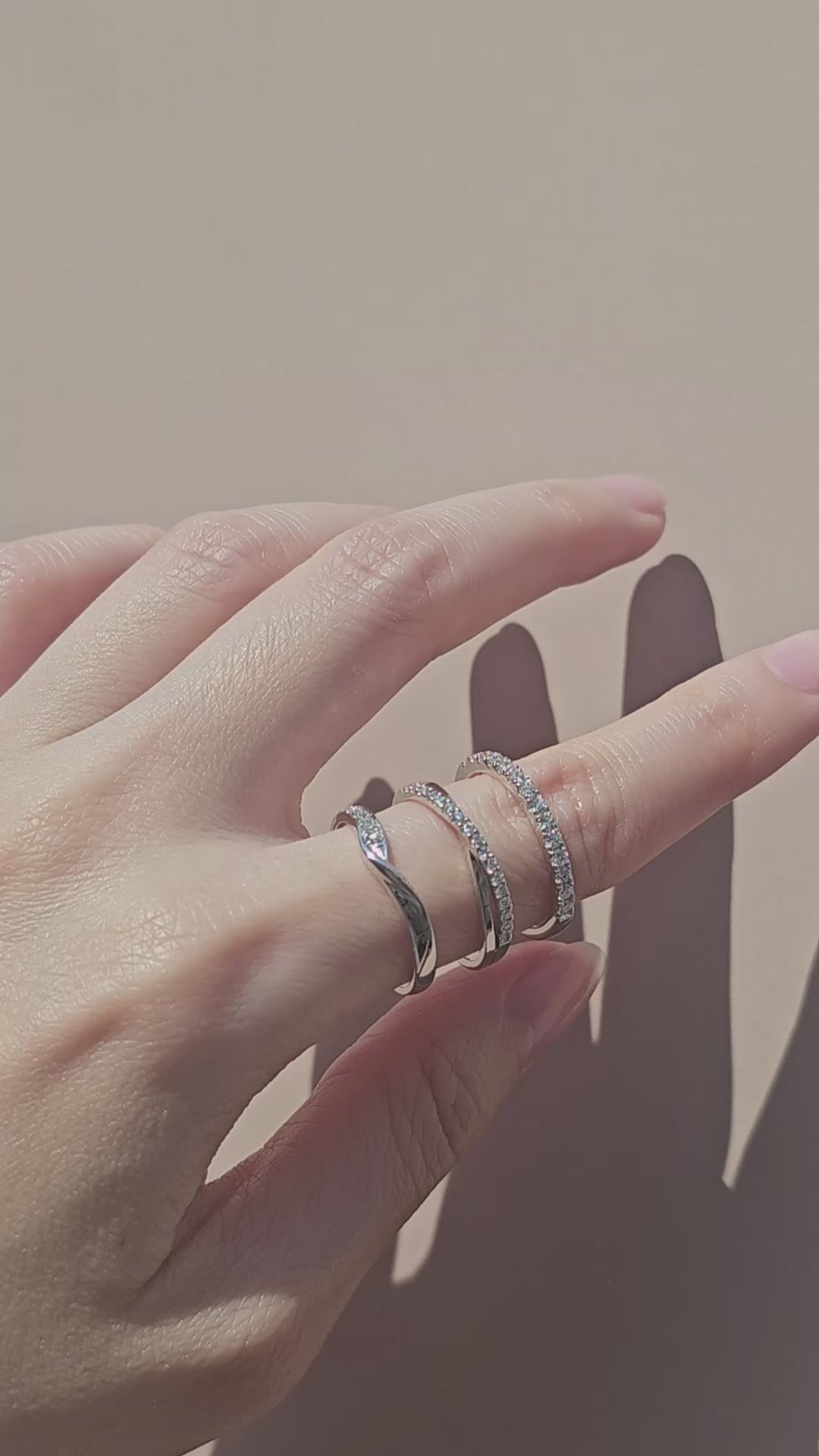 VDO V Curve Natural Diamond Wedding Ring in 18K White Gold