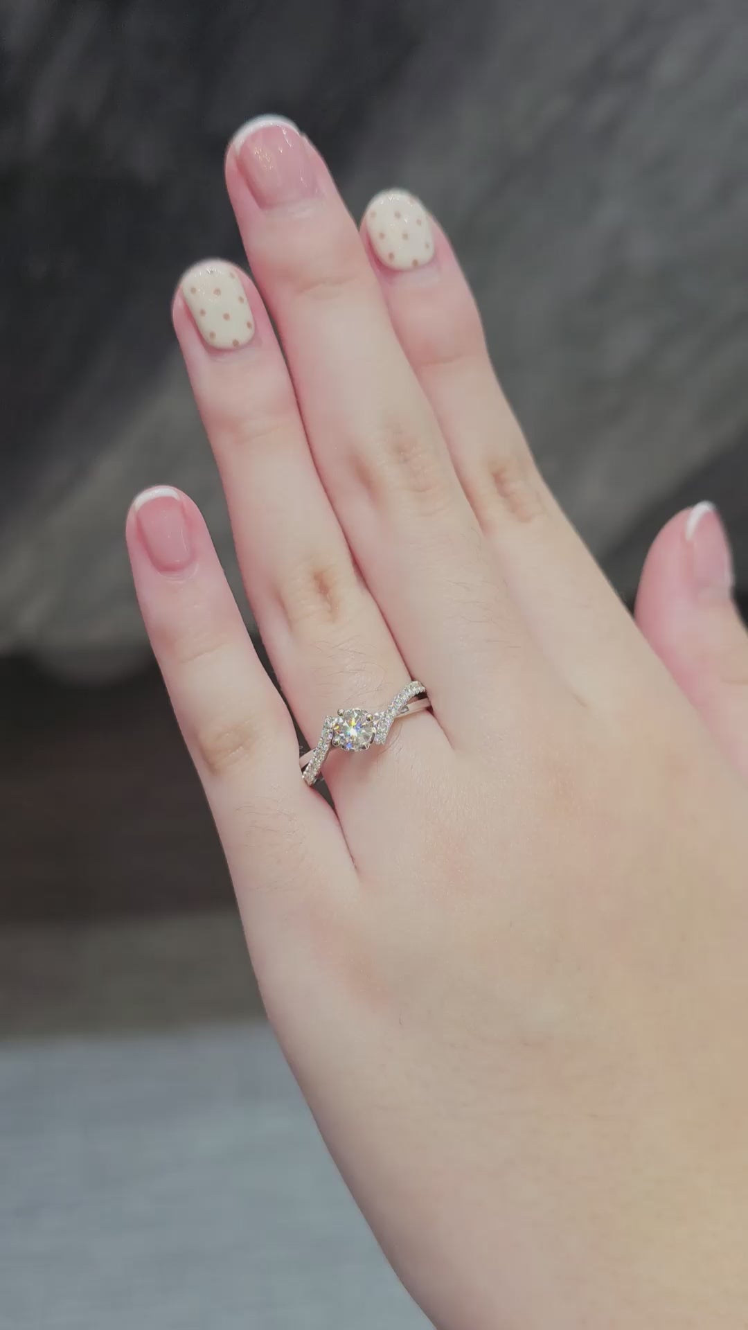 VDO Round cut diamond natural certificate GIA