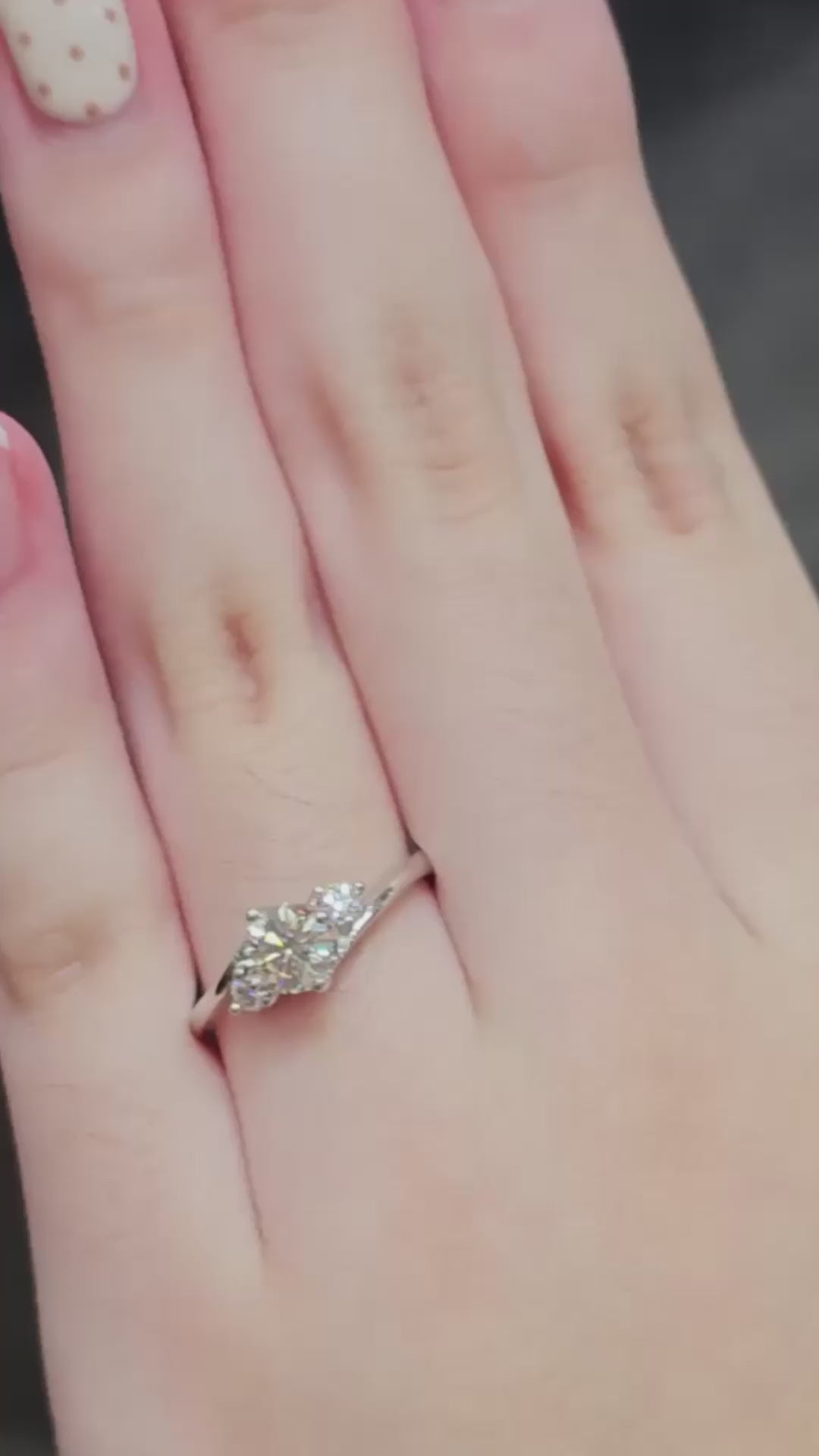 VDO Curved Solitaire Diamond Engagement Ring